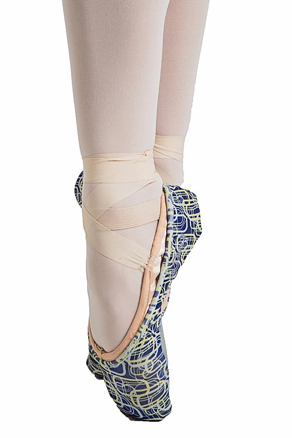 So Danca Pointe Shoe Covers w/ Attached Elastic - Amazing Dancewear!